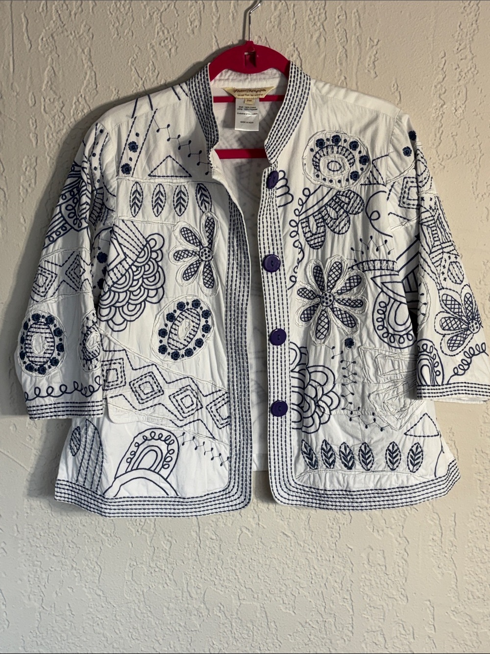 Norm Thompson-White W/Blue Floral Embroidery Size Petite M